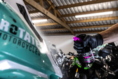 MUC-OFF Preparat do czyszczenia motocykla Bug and Tar Remover 250ml