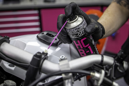 MUC-OFF HCB-1 środek zabezpieczający antyrdza