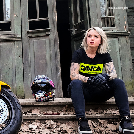 T-shirt damski DAVCA Fluo Logo