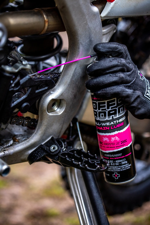 MUC-OFF Off-road smar do łańcucha 400ml