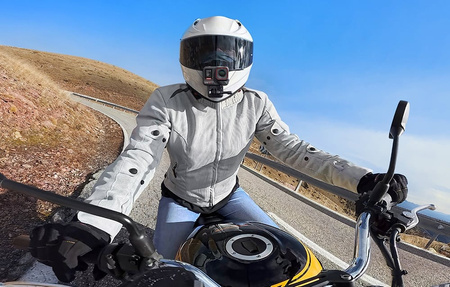 Kamera Insta360 Ace Pro 2 Motorcycle Bundle