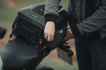 Torba na tył motocykla SW-Motech Pro Rearbag 22-34 litry
