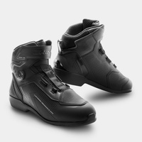 Black/Black